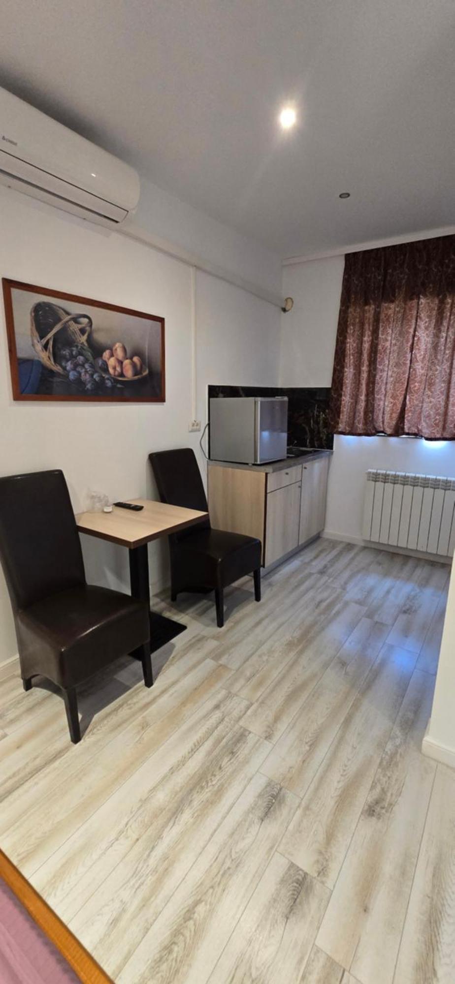 Wow Cazare Cîmpineanca Exterior foto
